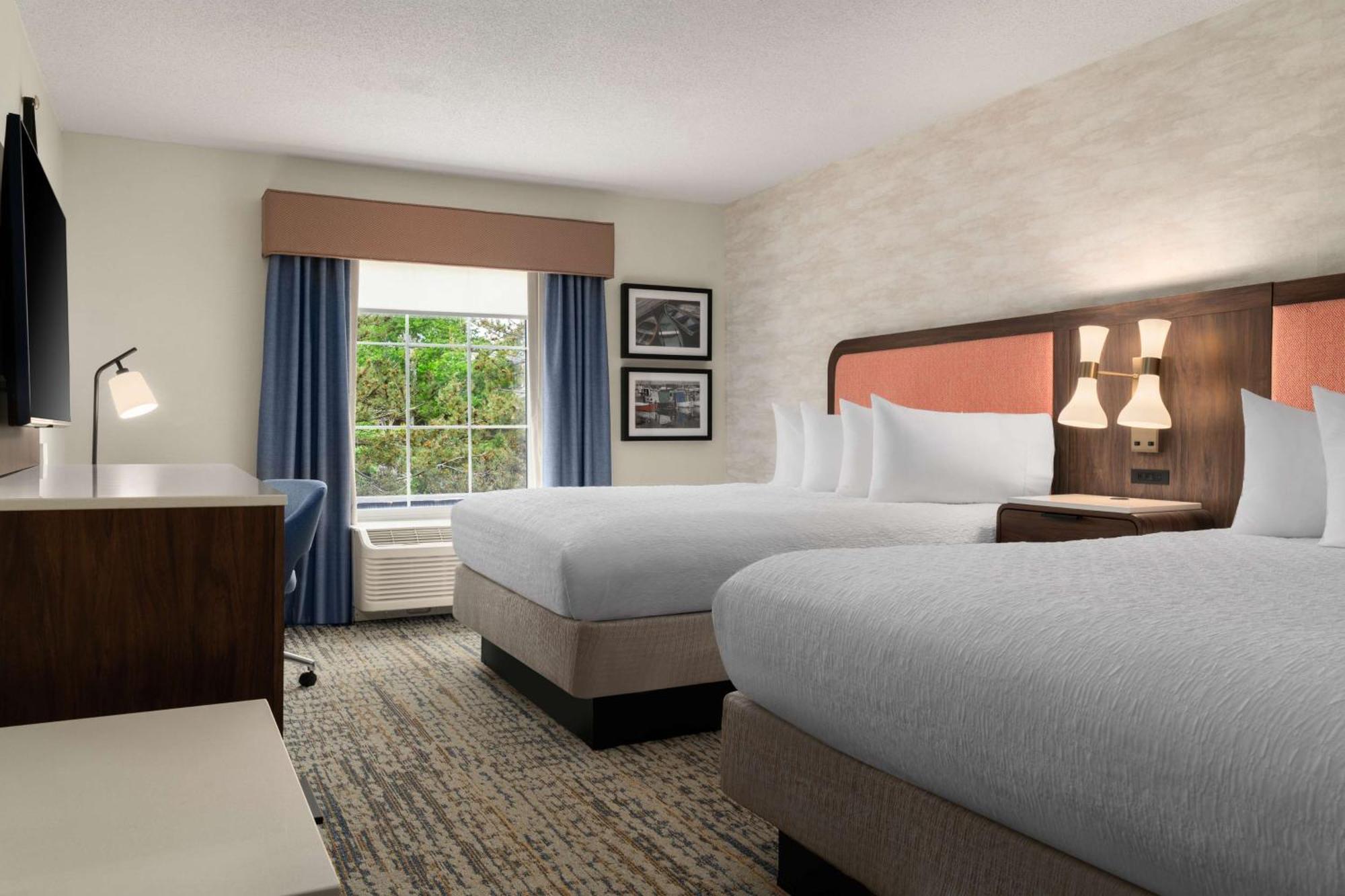 Hampton Inn & Suites Мидълтаун Екстериор снимка