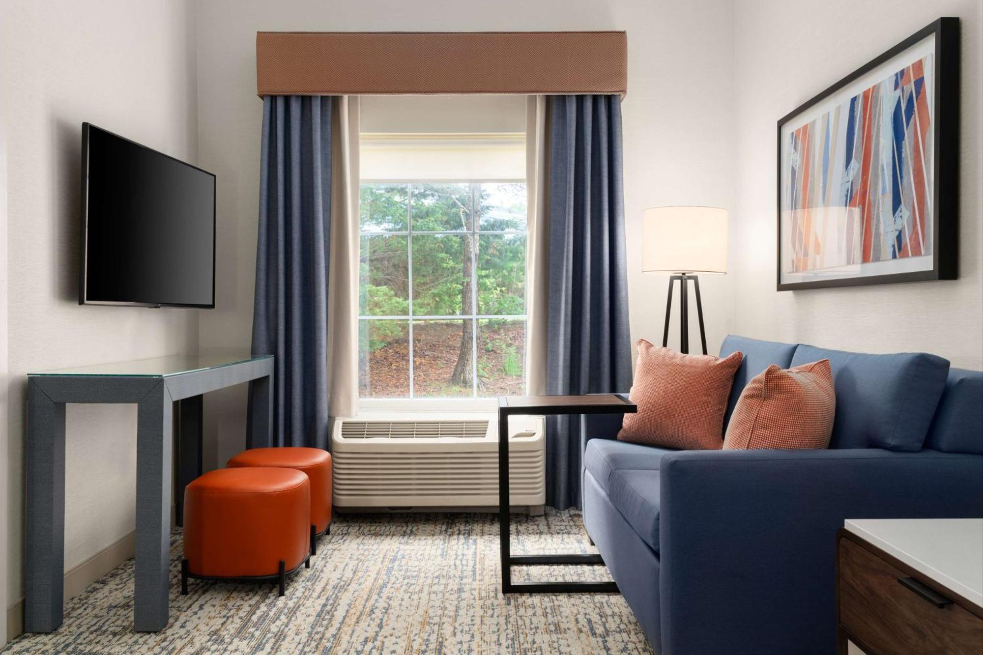 Hampton Inn & Suites Мидълтаун Екстериор снимка