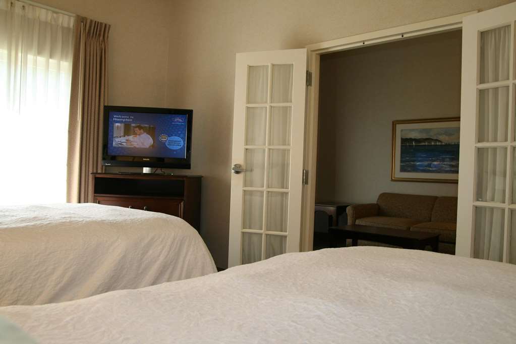 Hampton Inn & Suites Мидълтаун Стая снимка