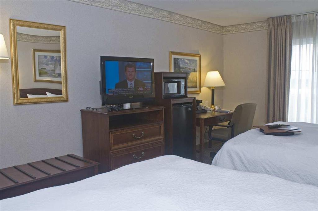 Hampton Inn & Suites Мидълтаун Стая снимка
