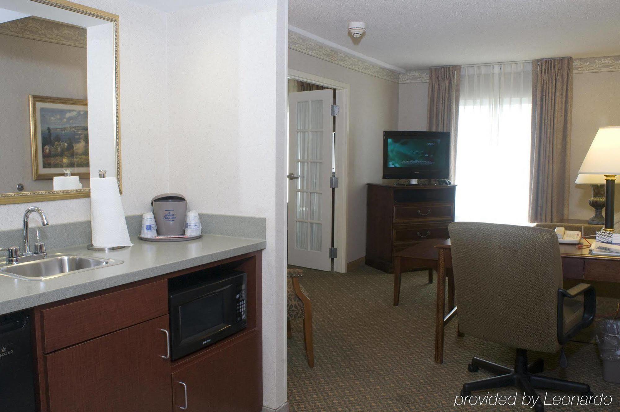 Hampton Inn & Suites Мидълтаун Стая снимка